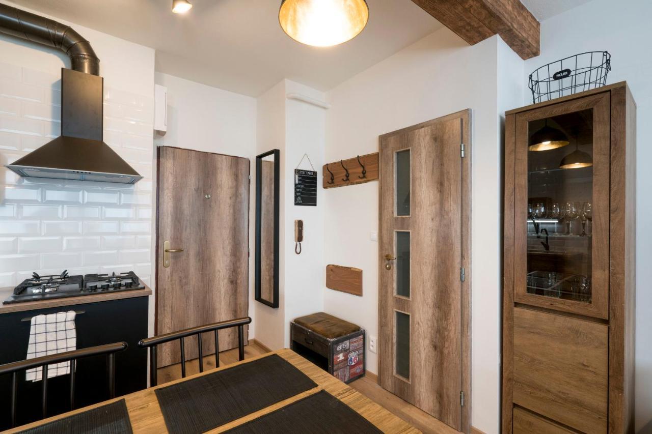 Stylish Centrally Located 1Br Apartment With Parking บราติสลาวา ภายนอก รูปภาพ
